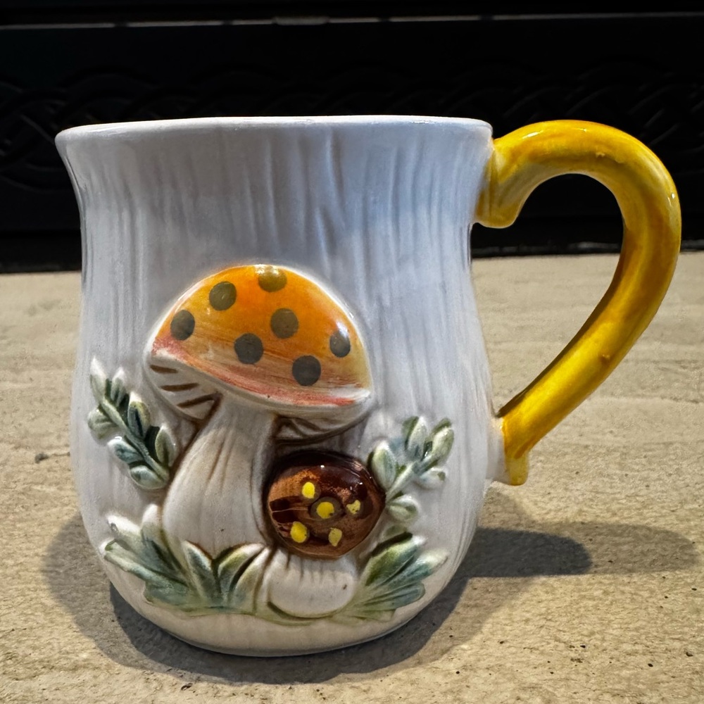 Vintage Sears Roebuck Merry Mushroom Embossed Mug